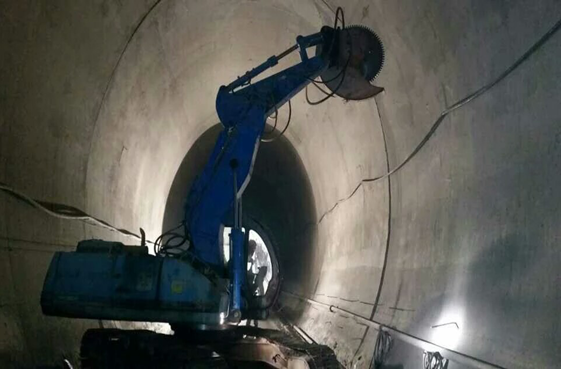  隧道專業高效拆二換拱 拆除次襯砌 拆除仰拱單據片液壓切割設備